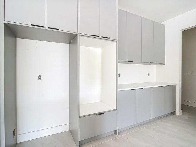 7731 PINEDALE DRIVE, Port Charlotte, FL 33981