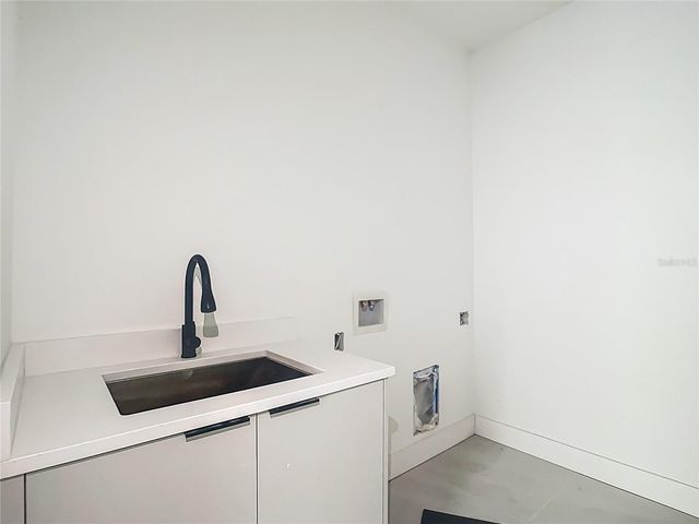 7731 PINEDALE DRIVE, Port Charlotte, FL 33981