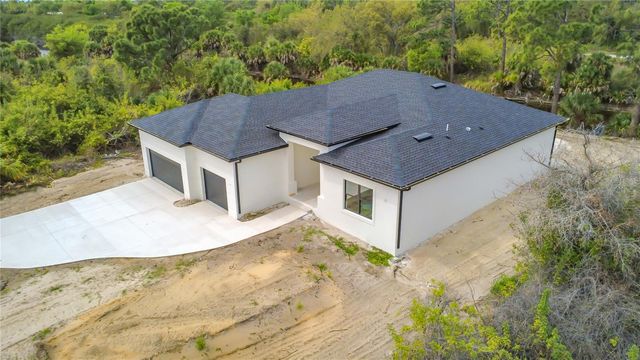 7731 PINEDALE DRIVE, Port Charlotte, FL 33981