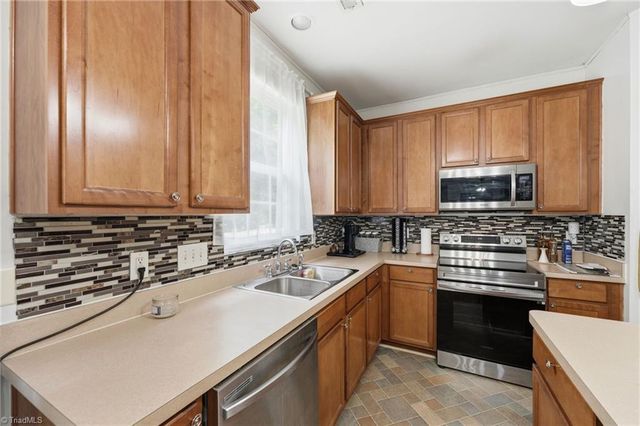 1107 Bethpage Drive, Mebane, NC 27302