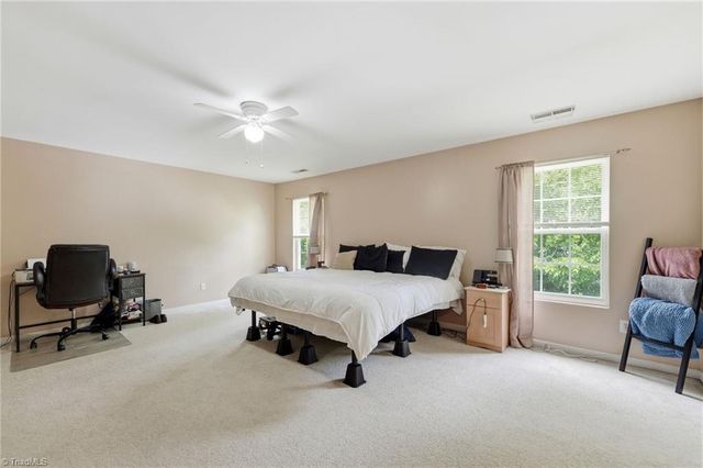1107 Bethpage Drive, Mebane, NC 27302