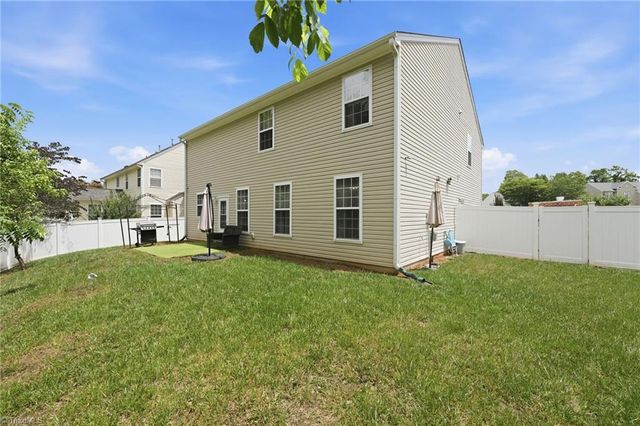 1107 Bethpage Drive, Mebane, NC 27302