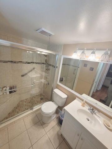 320 Pine Ridge Circle A1, Greenacres, FL 33463