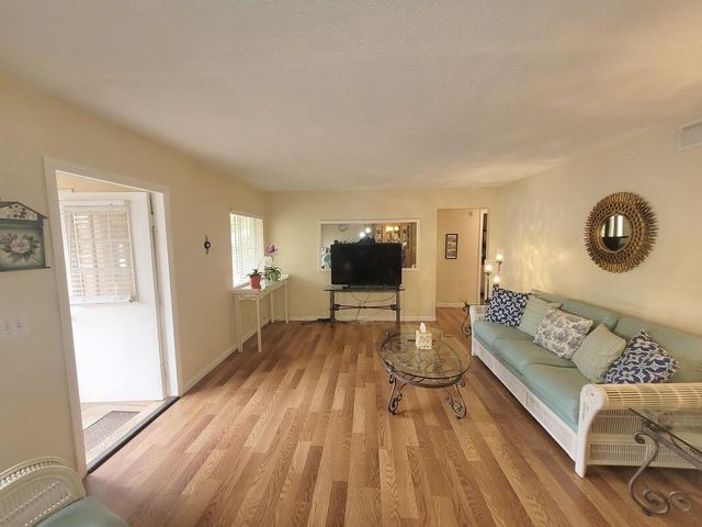 320 Pine Ridge Circle A1, Greenacres, FL 33463