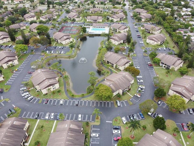 320 Pine Ridge Circle A1, Greenacres, FL 33463