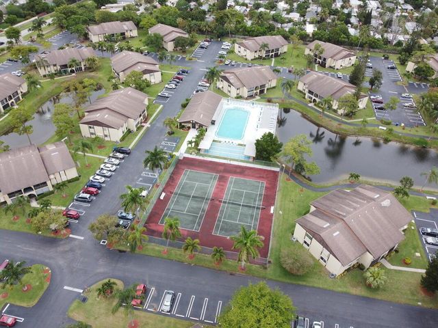 320 Pine Ridge Circle A1, Greenacres, FL 33463