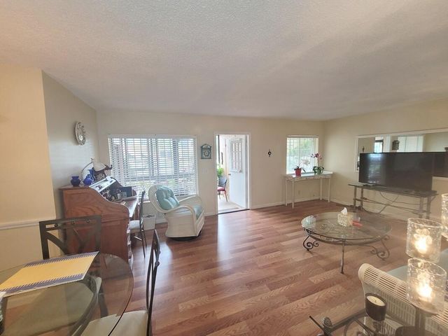 320 Pine Ridge Circle A1, Greenacres, FL 33463