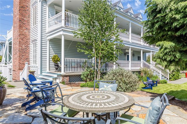 533 Quincy Street, Port Townsend, WA 98368
