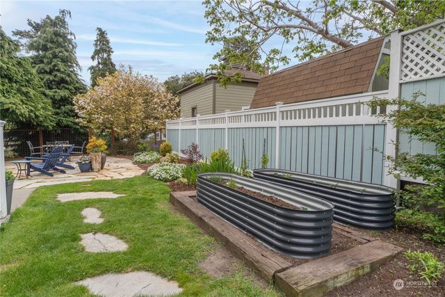 533 Quincy Street, Port Townsend, WA 98368
