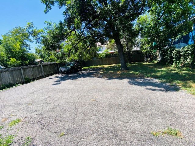521 E Live Oak ST A, Austin, TX 78704