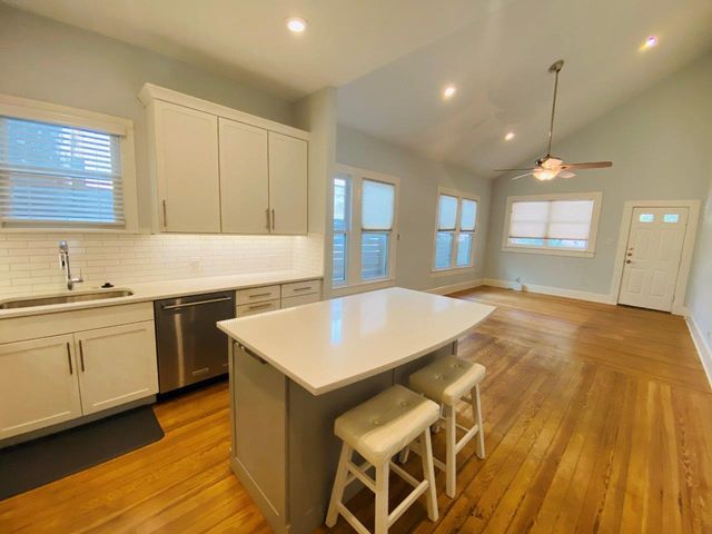 521 E Live Oak ST A, Austin, TX 78704