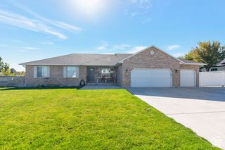 2439 W BRIDLE OAK DR, South Jordan, UT 84095