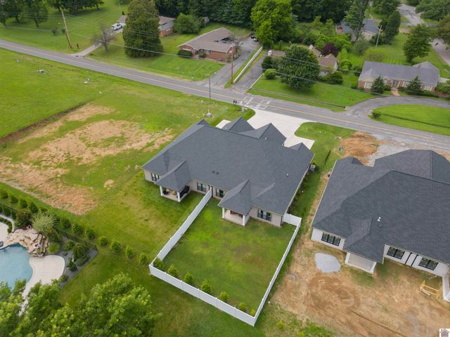 3910 Pines Road # 5B, Paducah, KY 42001