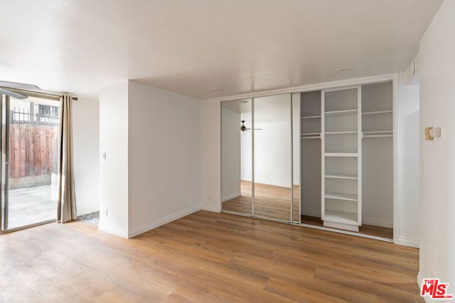 4255 W 5th Street 107, Los Angeles, CA 90020