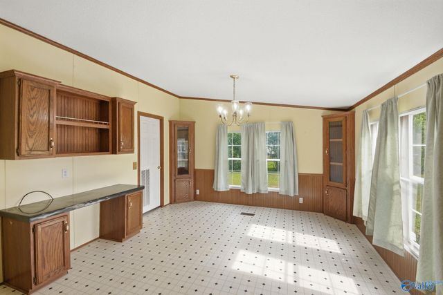 17511 Parker Road, Athens, AL 35611