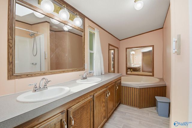 17511 Parker Road, Athens, AL 35611