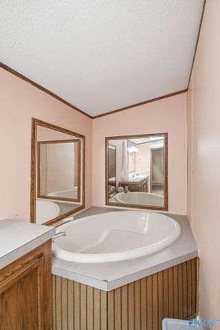 17511 Parker Road, Athens, AL 35611