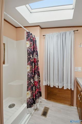 17511 Parker Road, Athens, AL 35611