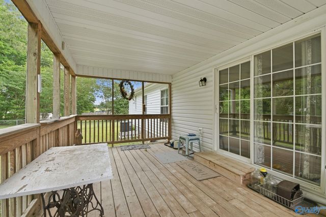 17511 Parker Road, Athens, AL 35611