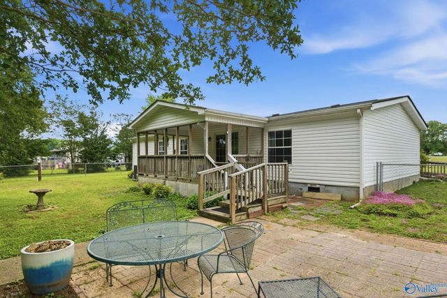 17511 Parker Road, Athens, AL 35611