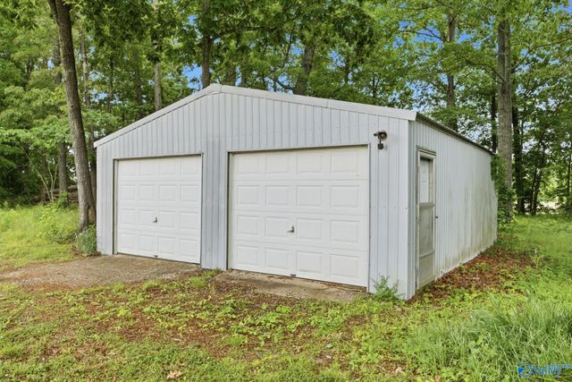17511 Parker Road, Athens, AL 35611