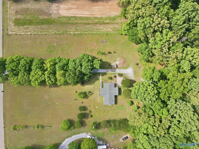 17511 Parker Road, Athens, AL 35611