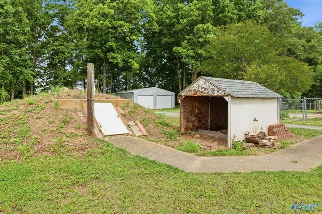17511 Parker Road, Athens, AL 35611