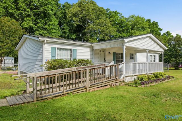 17511 Parker Road, Athens, AL 35611