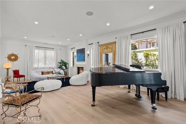 23477 Park Colombo, Calabasas, CA 91302