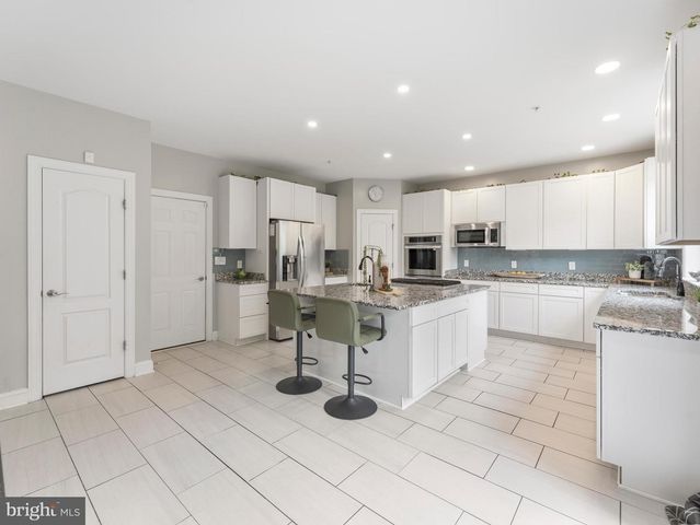 100 INVERNESS LN, Fort Washington, MD 20744