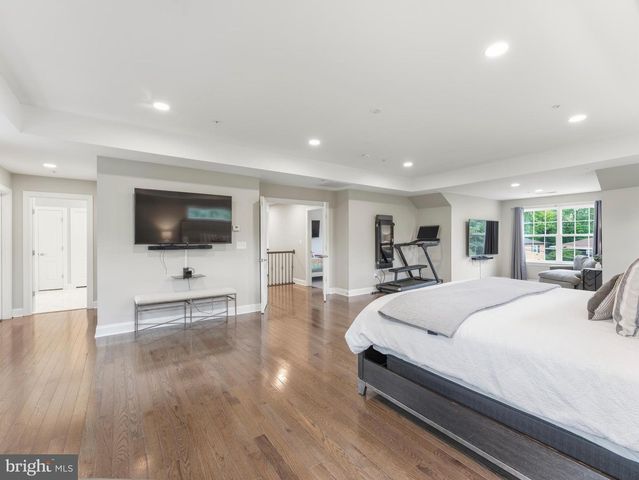 100 INVERNESS LN, Fort Washington, MD 20744
