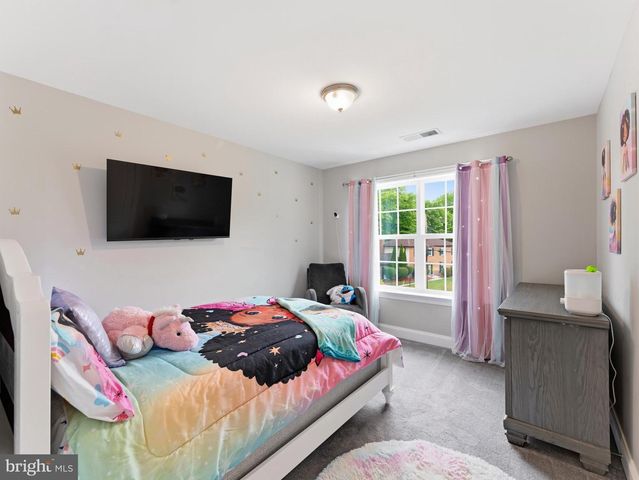 100 INVERNESS LN, Fort Washington, MD 20744