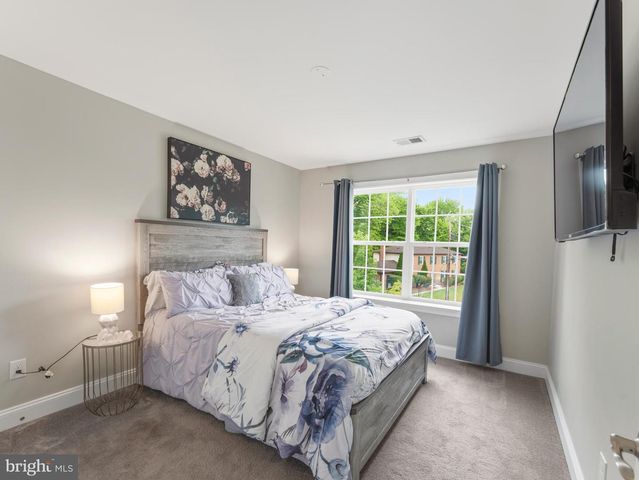 100 INVERNESS LN, Fort Washington, MD 20744