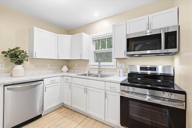 310 GRAY STREET, Green Bay, WI 54303