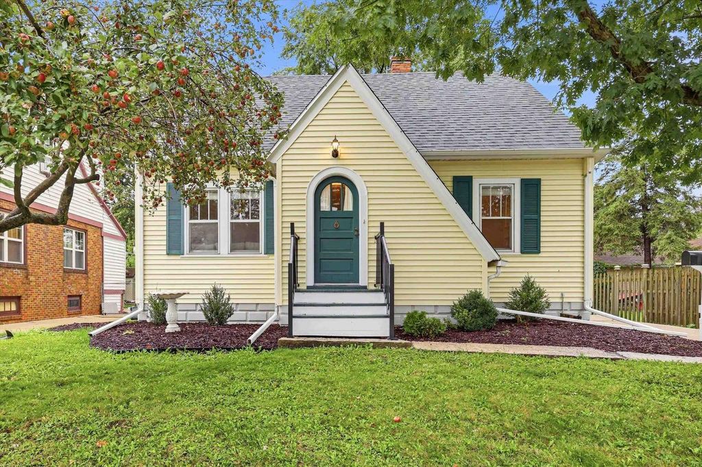 310 GRAY STREET, Green Bay, WI 54303