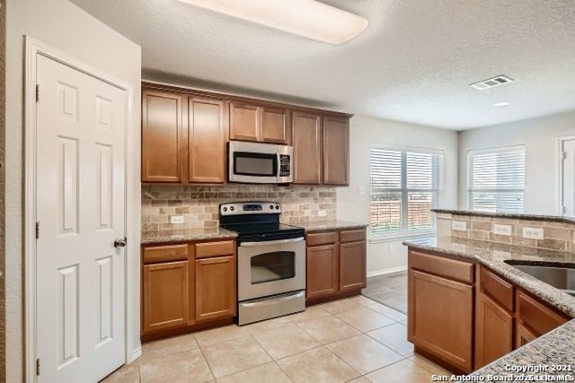 366 Maple Way, New Braunfels, TX 78132