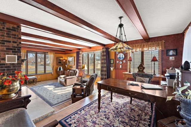 206 2nd Street N, Bayport, MN 55003