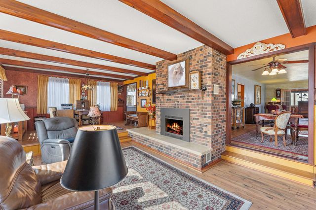 206 2nd Street N, Bayport, MN 55003