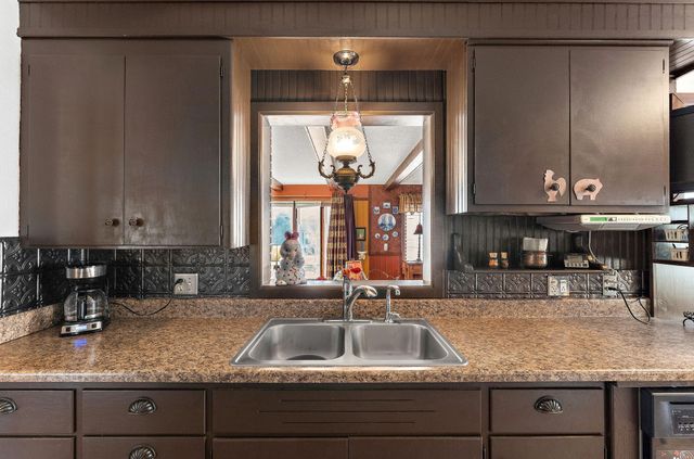 206 2nd Street N, Bayport, MN 55003