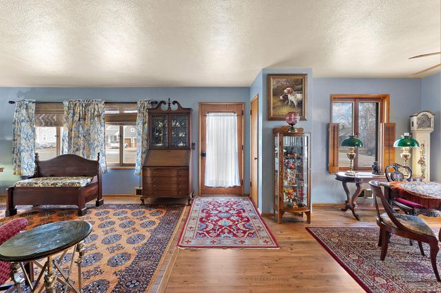 206 2nd Street N, Bayport, MN 55003