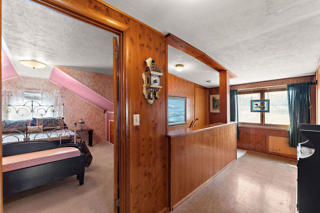 206 2nd Street N, Bayport, MN 55003