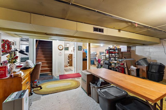 206 2nd Street N, Bayport, MN 55003