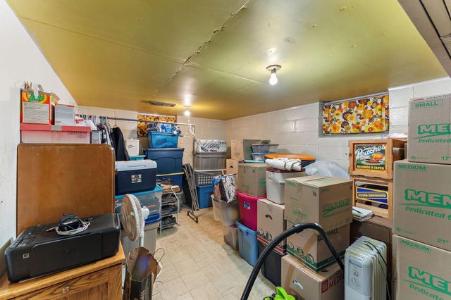 206 2nd Street N, Bayport, MN 55003