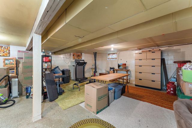 206 2nd Street N, Bayport, MN 55003