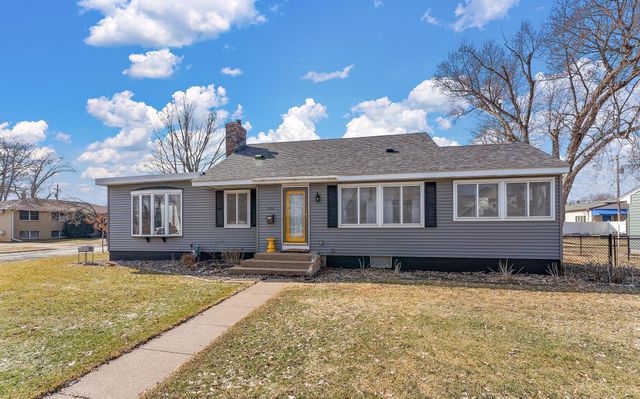 206 2nd Street N, Bayport, MN 55003