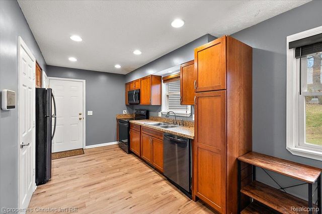 3416 Cooley Drive, Lansing, MI 48911