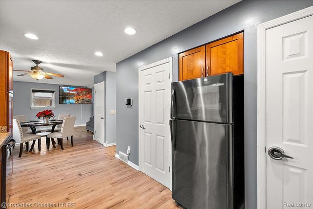 3416 Cooley Drive, Lansing, MI 48911