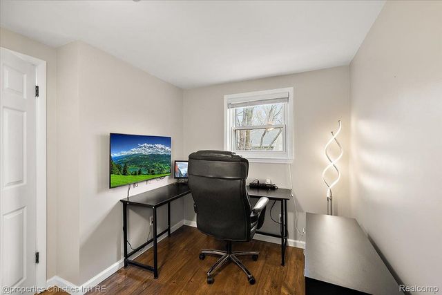 3416 Cooley Drive, Lansing, MI 48911