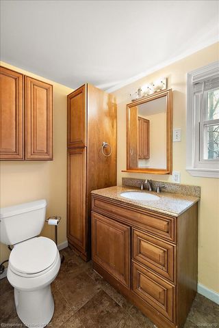 3416 Cooley Drive, Lansing, MI 48911