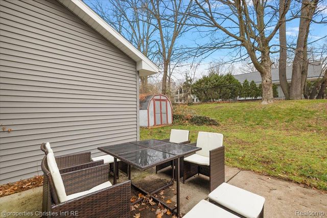 3416 Cooley Drive, Lansing, MI 48911